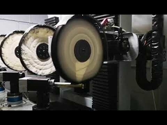 4개의 머리가 있습니다. 목욕용 믹서용 펄핑 머신.