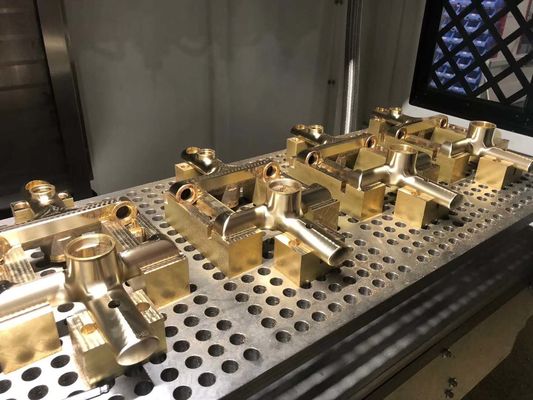 욕실 비품 부속물을 위한 미츠비시 제어 시스템 CNC 폴리싱 머신